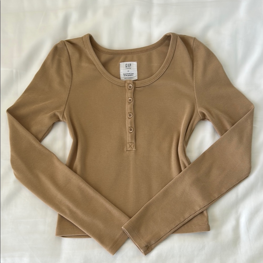 GAP Long Sleeve Shirt with Buttons for Teen/Tween Girls Size 12 Tan Soft Fall